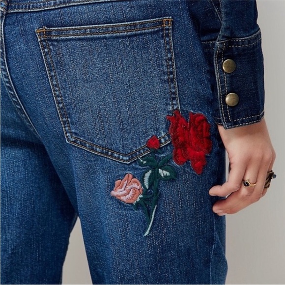 Free People Four Seasons Rose Embroidered Jeans - Size 25 straight Leg - Picture 1 of 13